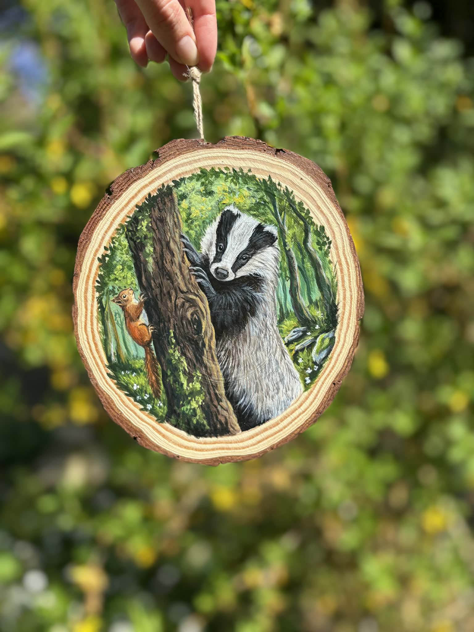 “ Cache-cache ” - peinture rondin de bois  15 cm