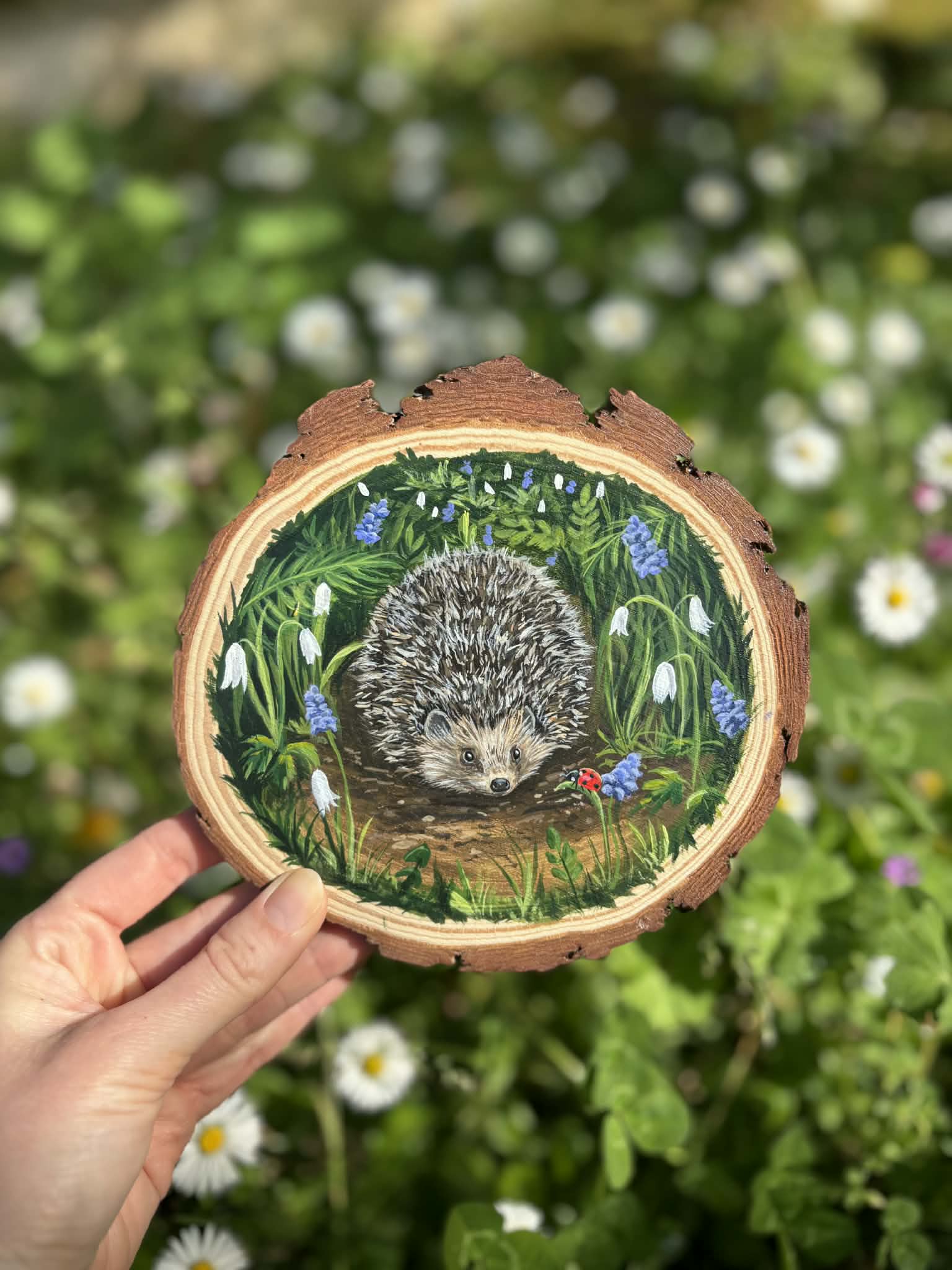 " Petit monde " - peinture rondin 15 cm