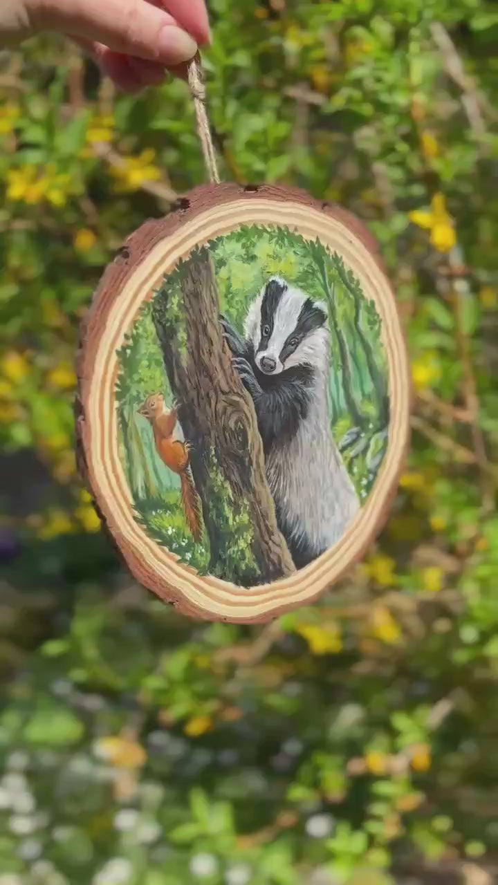“ Cache-cache ” - peinture rondin de bois  15 cm